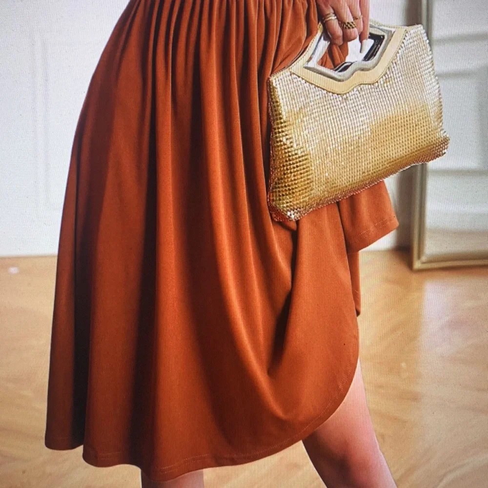 Elegant Rust Wrap V-Neck Midi Dress - Picture 3 of 5